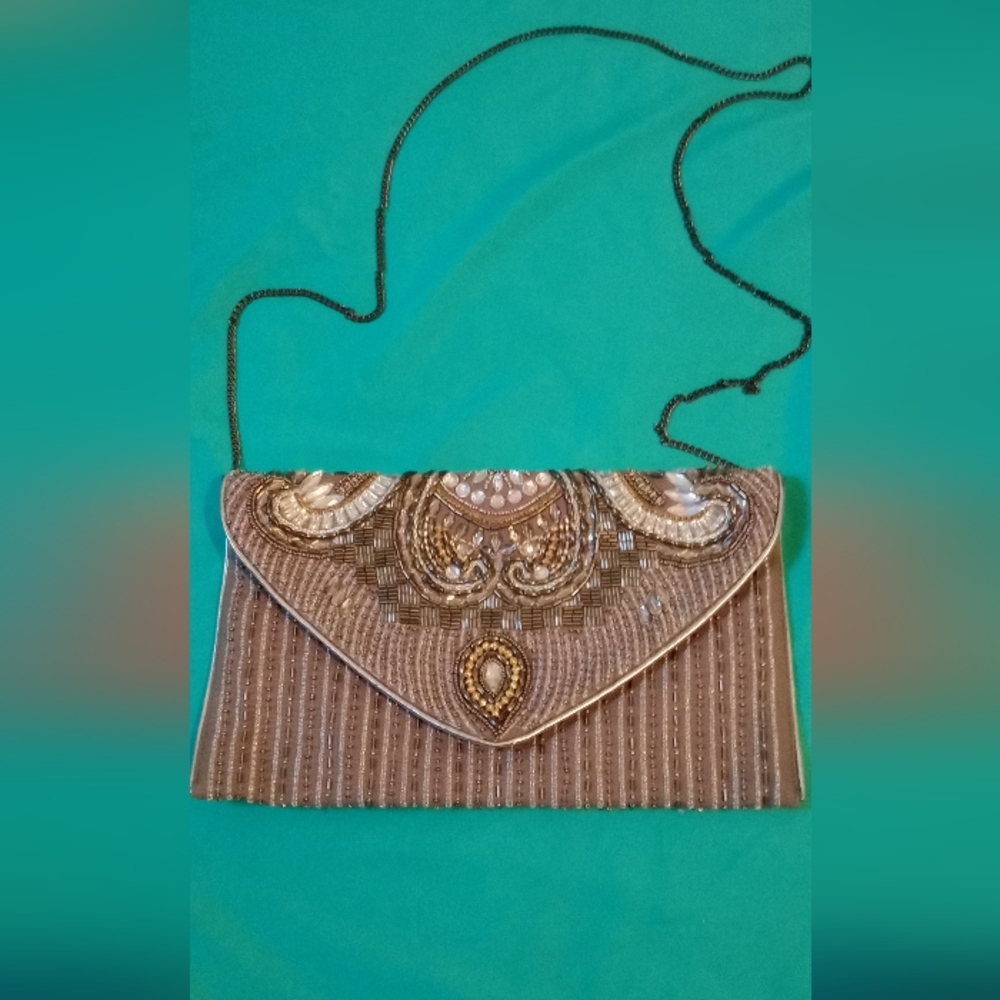 Unbranded Silver Beaded Crossbody Purse.